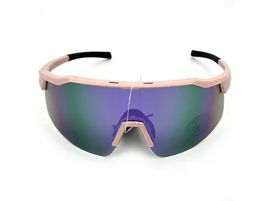 6413890063200_2 kuva