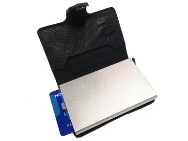 6430011137169_3 image